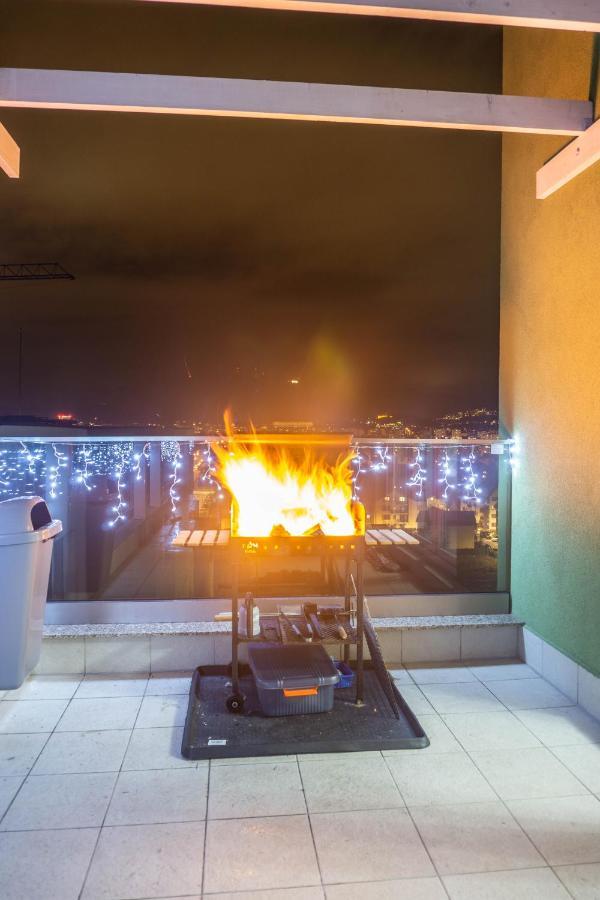 Ferienwohnung White Dream Penthouse With Jacuzzi Brașov Exterior foto