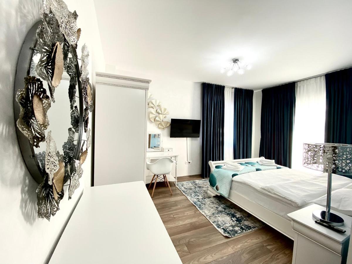 Ferienwohnung White Dream Penthouse With Jacuzzi Brașov Exterior foto