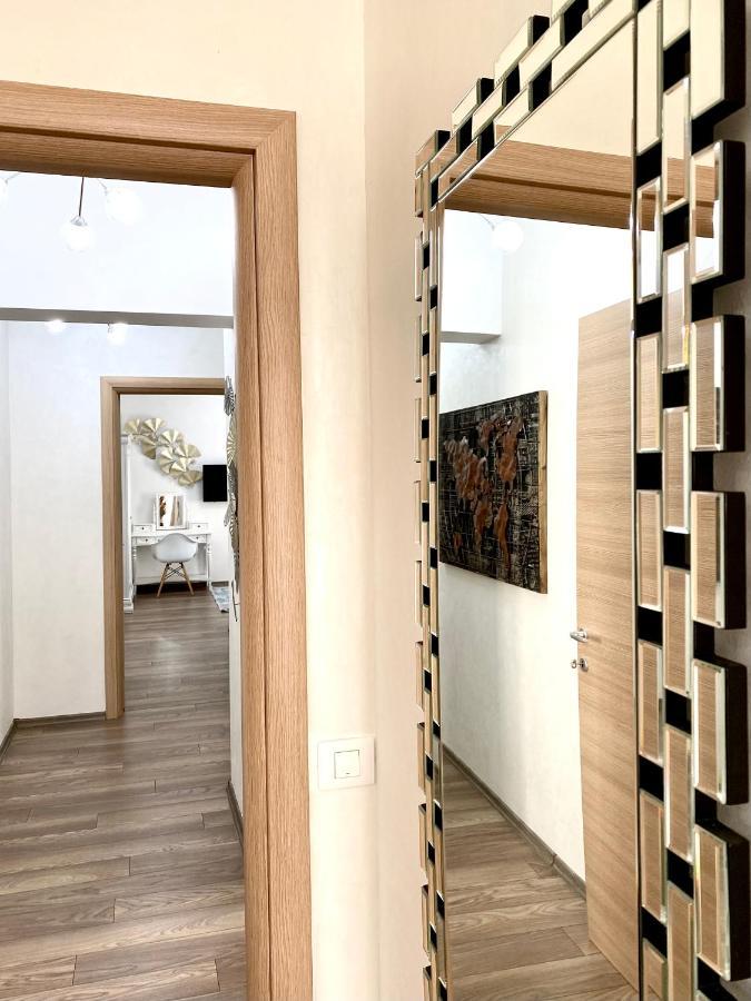 Ferienwohnung White Dream Penthouse With Jacuzzi Brașov Exterior foto