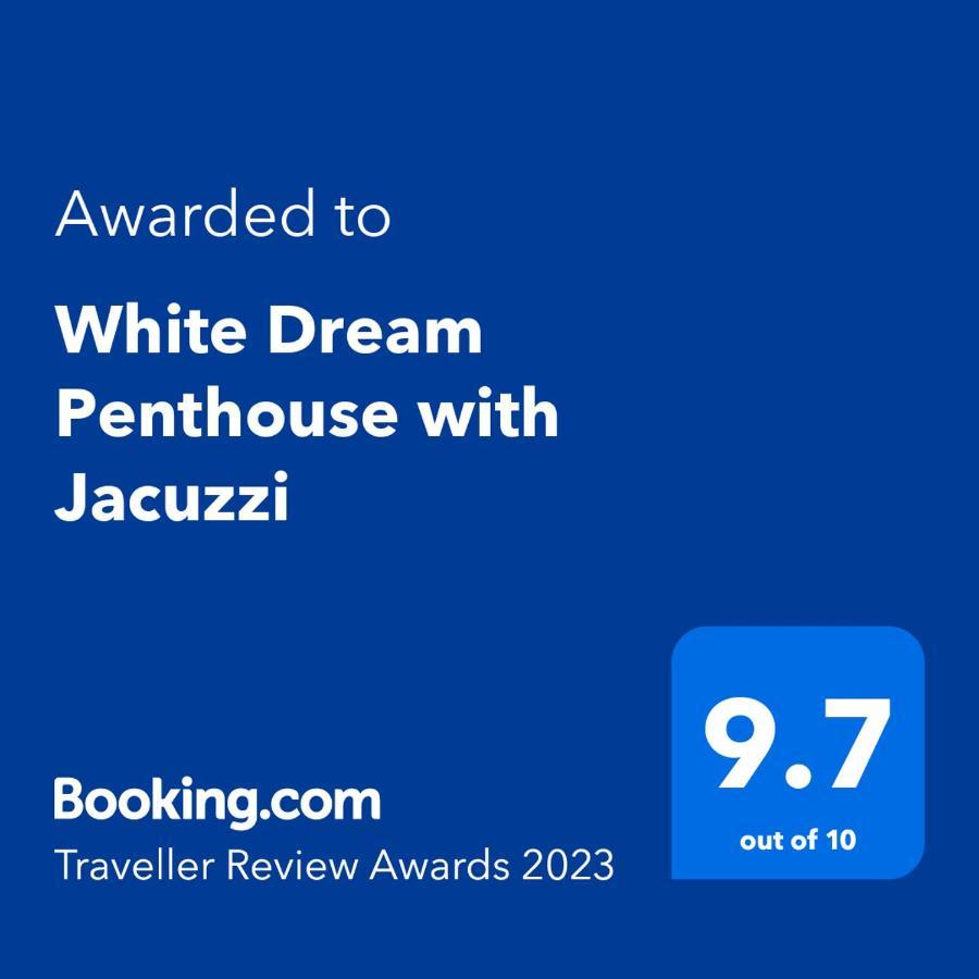 Ferienwohnung White Dream Penthouse With Jacuzzi Brașov Exterior foto